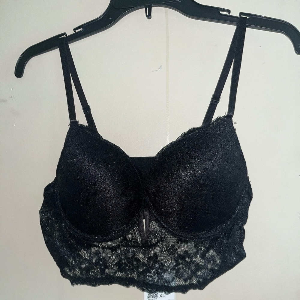 BLACK BRALETTE